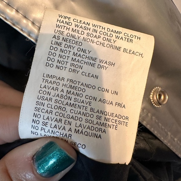 Silver rain jacket - Picture 4 of 16